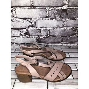 MJUS Pink Leather Cross Strap Perforated Heel Sandals Women’s sz 38EU/7.5M US